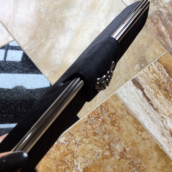 TOVA Beverly Hills elegant evening satin/butterfly - Picture 3 of 8